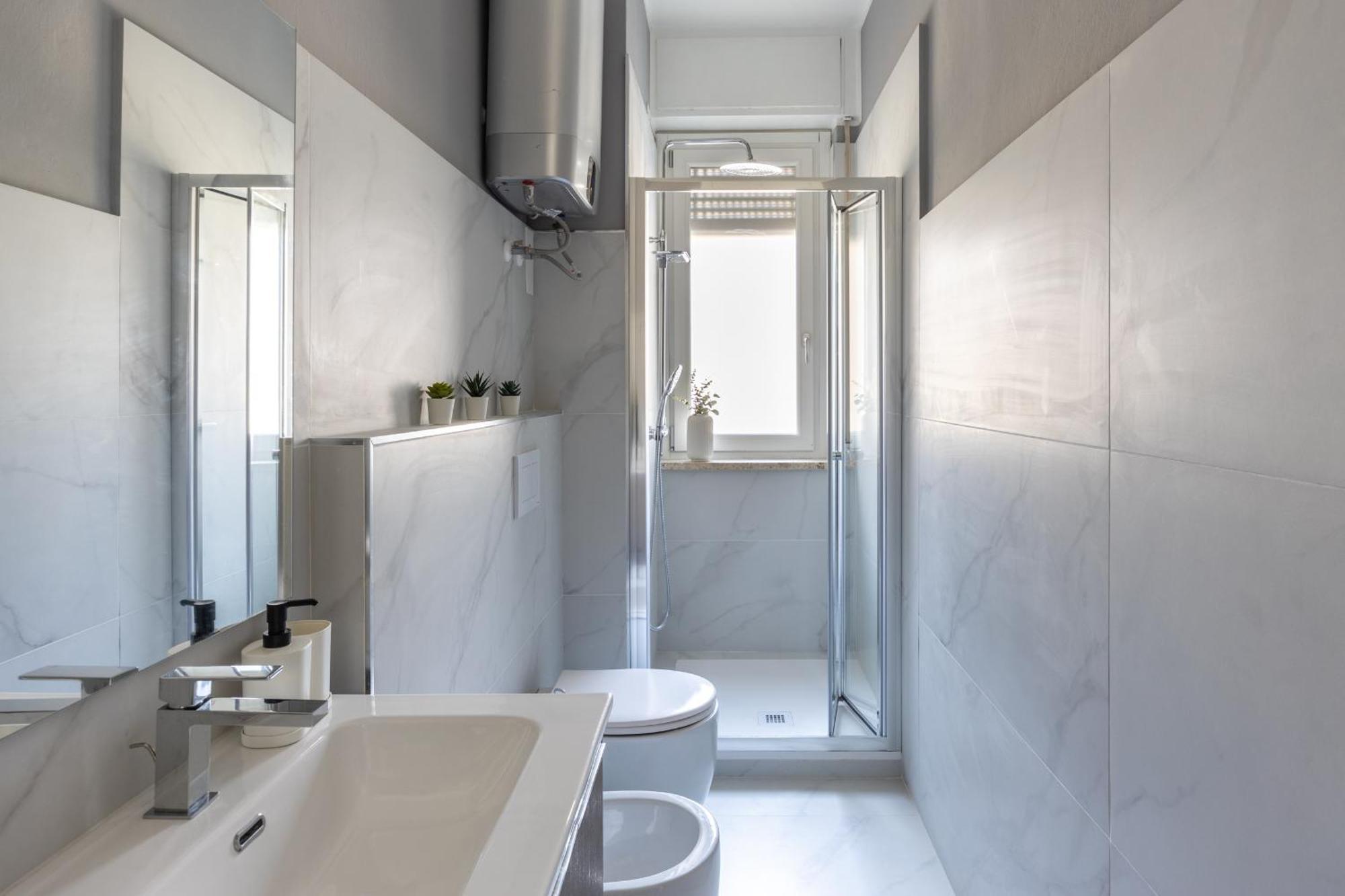8 Min Dalla Metro Casa Elegante Con Netflix E Wifi Milano Eksteriør bilde